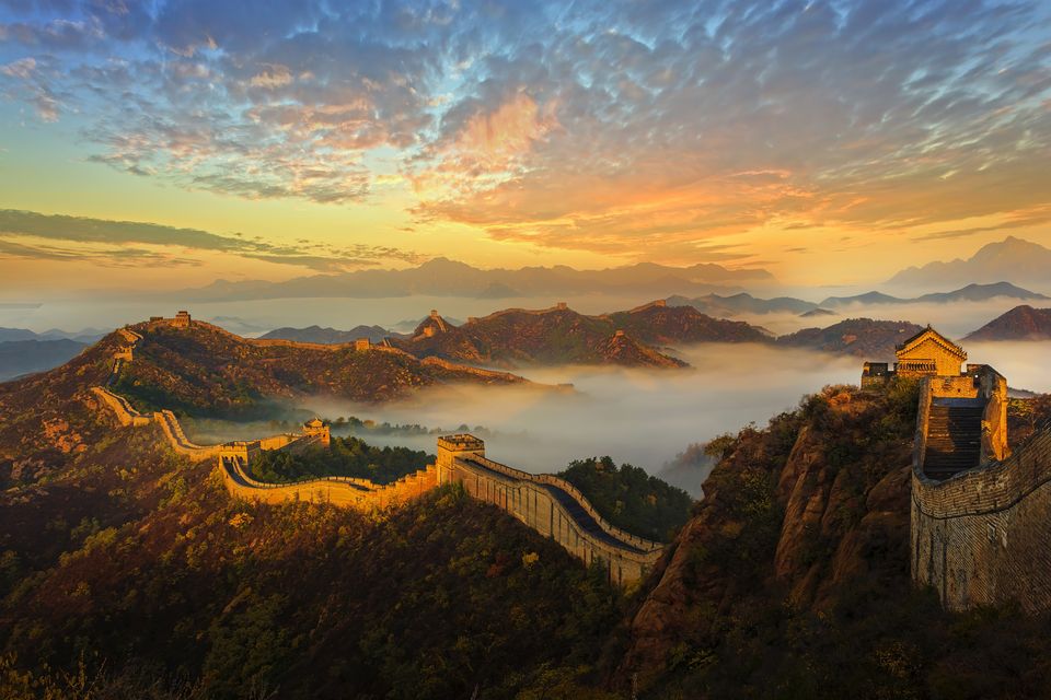 金色晨光中的中国长城全貌 高清宽屏手机桌面壁纸下载 4K-PixStock 源像素