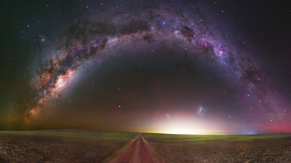星空下的草原 极光 银河系 星河 风景电脑壁纸 4K-PixStock 源像素